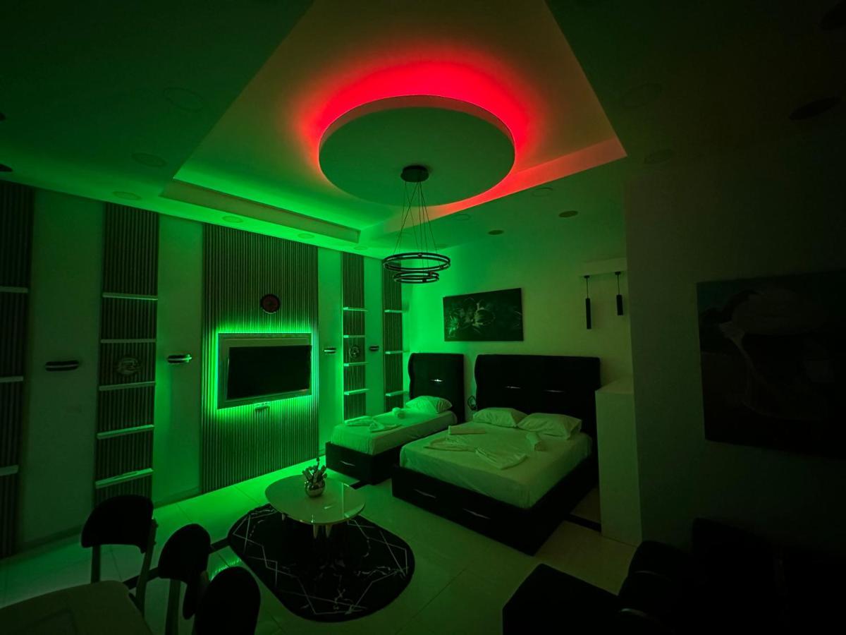 Esto'S Apartament Near Tirana Airport 1 - Self Checkin -Netflix - Free Parking Valjiosi Dış mekan fotoğraf